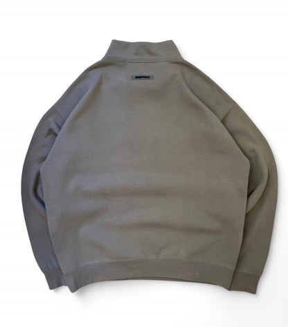Essentials Sweatshirt - M